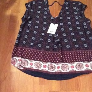 DR2 double v neck blouse size Large